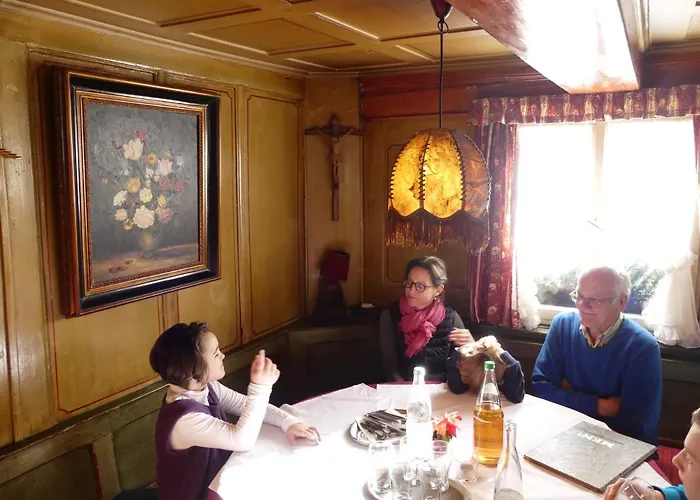 Ξενοδοχείο Maien 2*